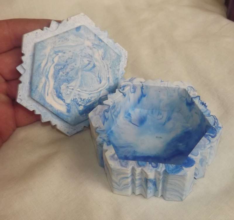 Stunning Blue and white Marbled Jesmonite Trinket tray