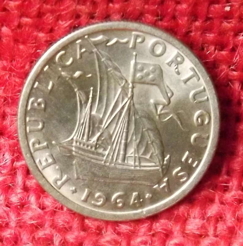 1964 2½ Escudos Portugal
