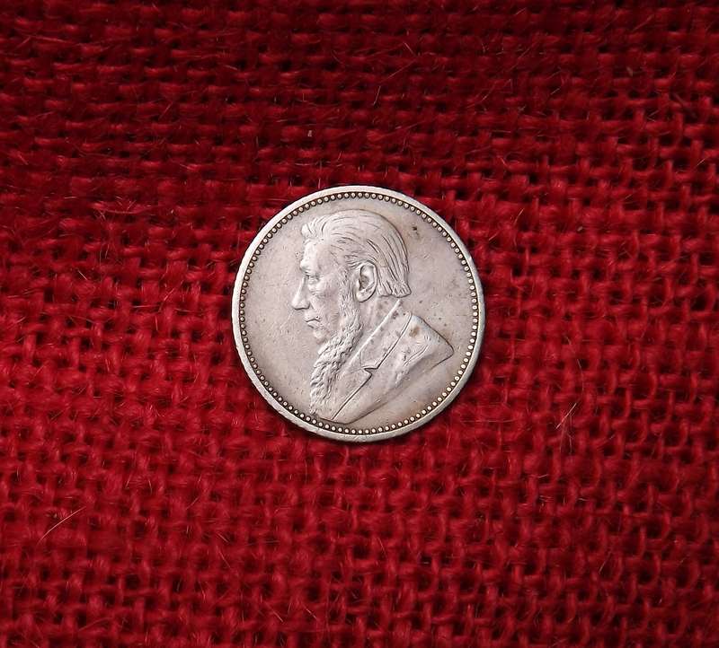 1893 Z.A.R silver sixpence, excellent condition !