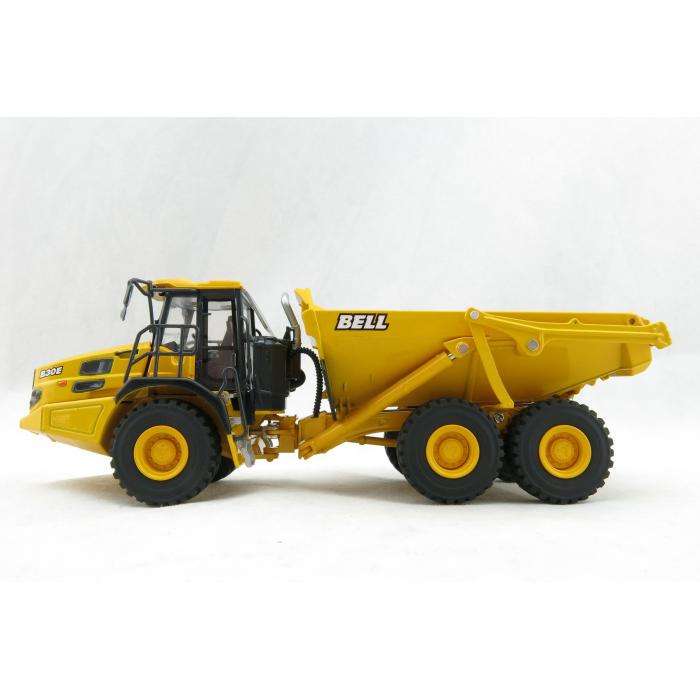 On Special !! Die Cast Bell B30E Articulated Dump Truck Scale 1:50  USK .