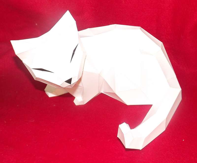 300MM YIN & YANG 3d LOW- Poly Paper craft TEMPLATE , Cats 3d Poly * Free Postage !