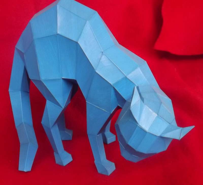 Scroodge-- 3d LOW- Poly Paper craft TEMPLATE , Cats 3d Poly * Free Postage !