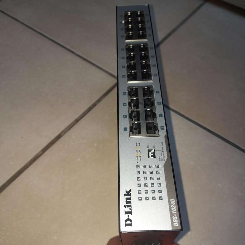 D - Link DGS -1024 D