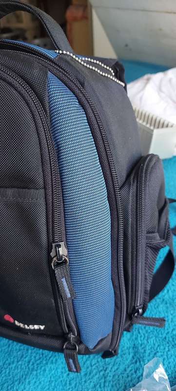 Nikon Camera D7000 with Sigma lens, Bag and accessories