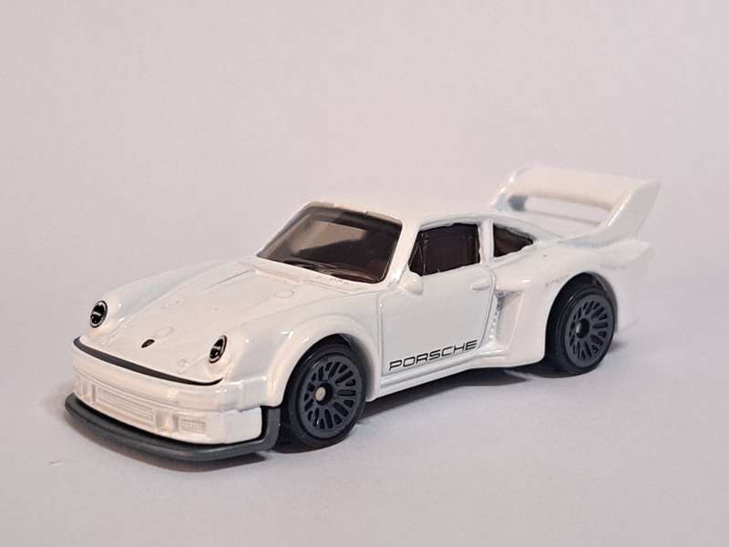 Hotwheels - Porsche 934.5