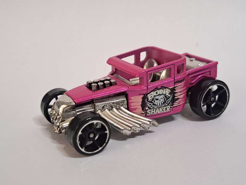 Hotwheels Boneshaker (Pink) - uncarded
