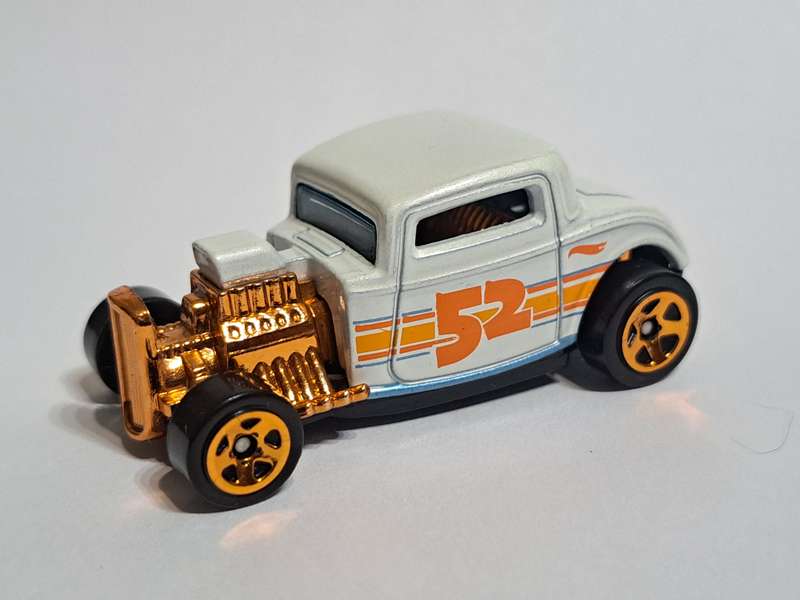 Hotwheels '32 Ford - White