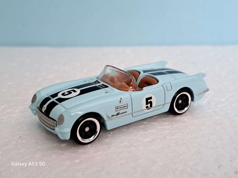 Hotwheels '65 Corvette