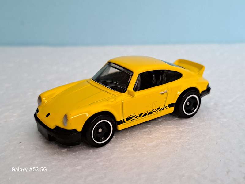 Hotwheels Porsche 911 Carrera RS 2.7