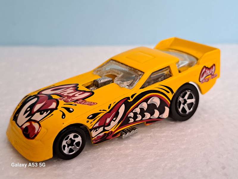 Hotwheels Funny Car - Body Lifts Up