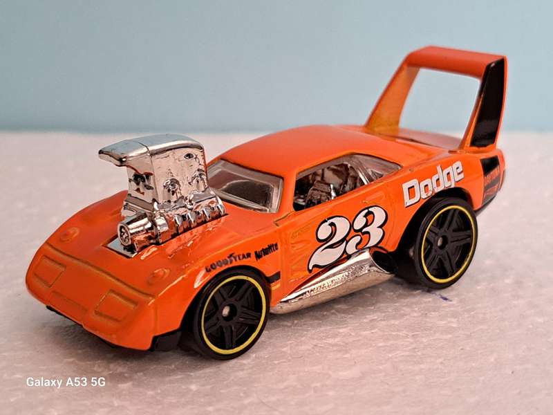 Hotwheels '69 Dodge Daytona - Tooned