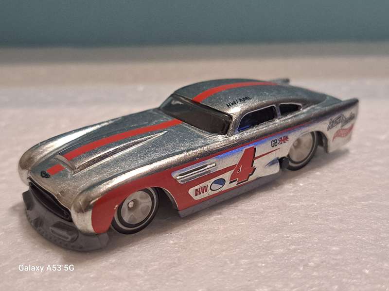 Hotwheels Aston Martin DB4 GT High Speed Edition