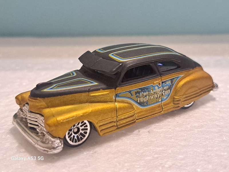 Hotwheels '47 Chevy Fleetline 'Pan Am' - Hard to Find