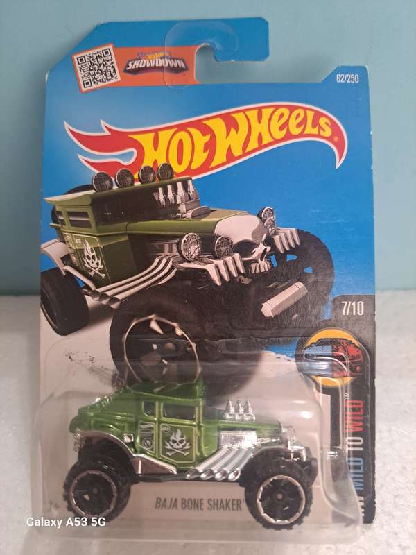 Hotwheels Baja Boneshaker - 2015 Release - scuffs on card corners