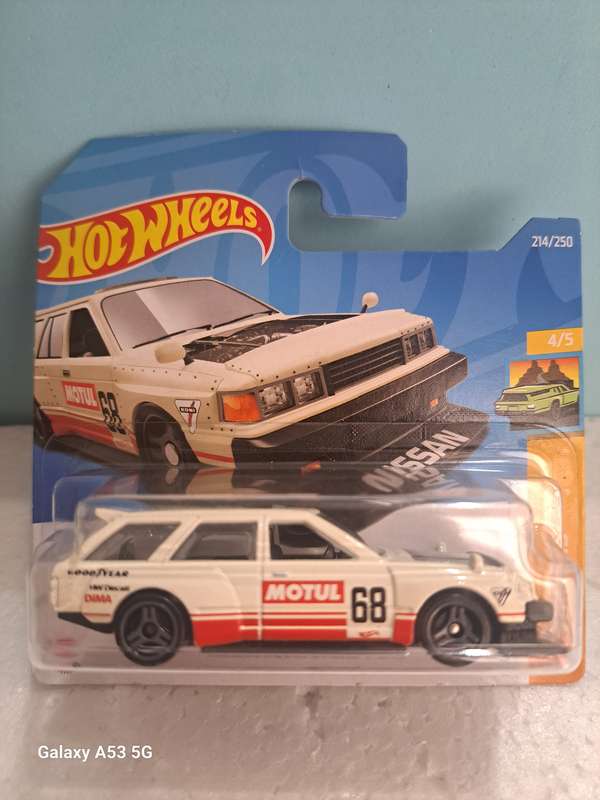 Hotwheels Nissan Maxima Drift Car