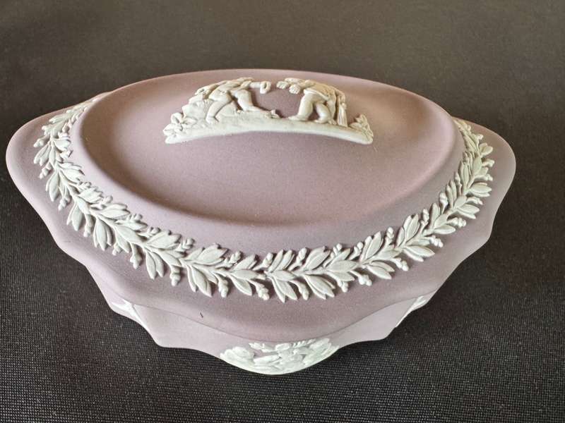 Lilac Wedgwood Jasperware Oval Boat shaped Dish with lid