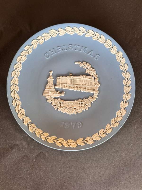 Wedgwood Jasperware Blue - Christmas 1979 - Buckingham Palace
