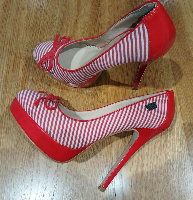Sissy Boy, High Heel platform pumps