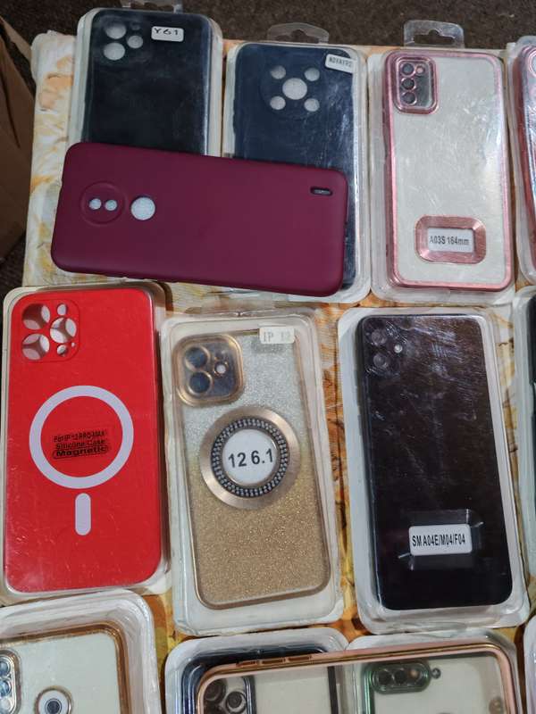 Lot of +-18 new phone cases