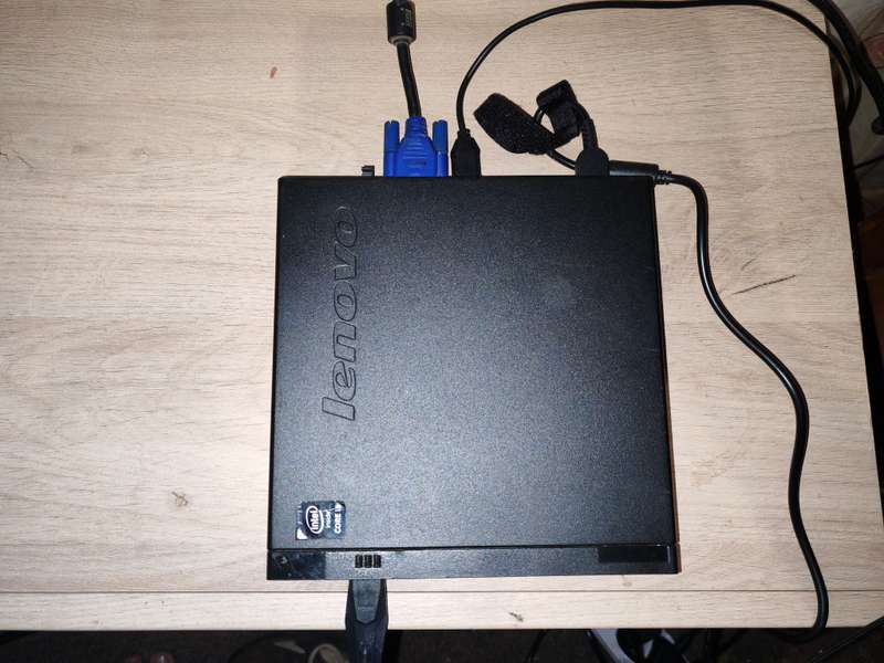 Lenovo M73 tiny PC