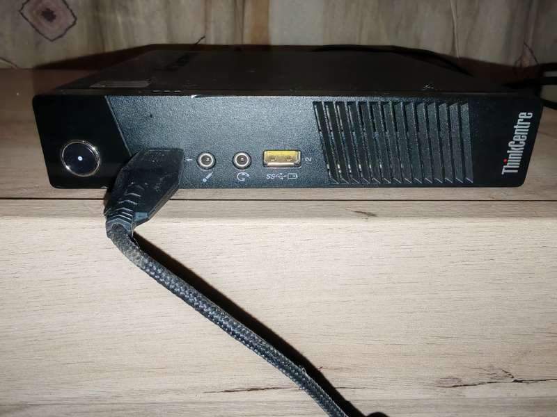 Lenovo M73 tiny PC