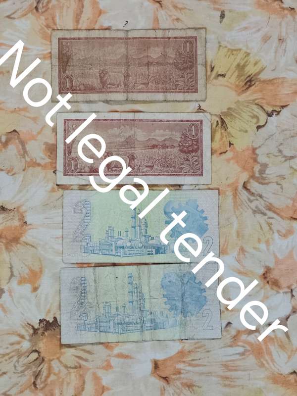 South African Bank notes 2x R1 and 2x R2