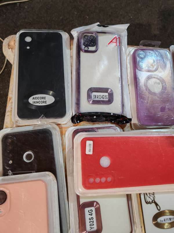 Lot of +-18 new phone cases