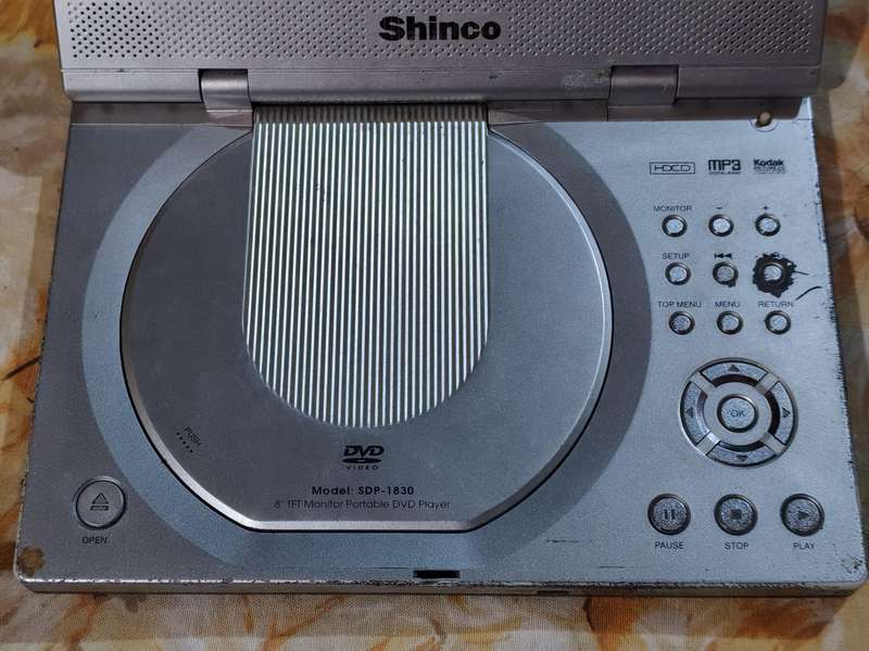 Shinco Portable DVD Player