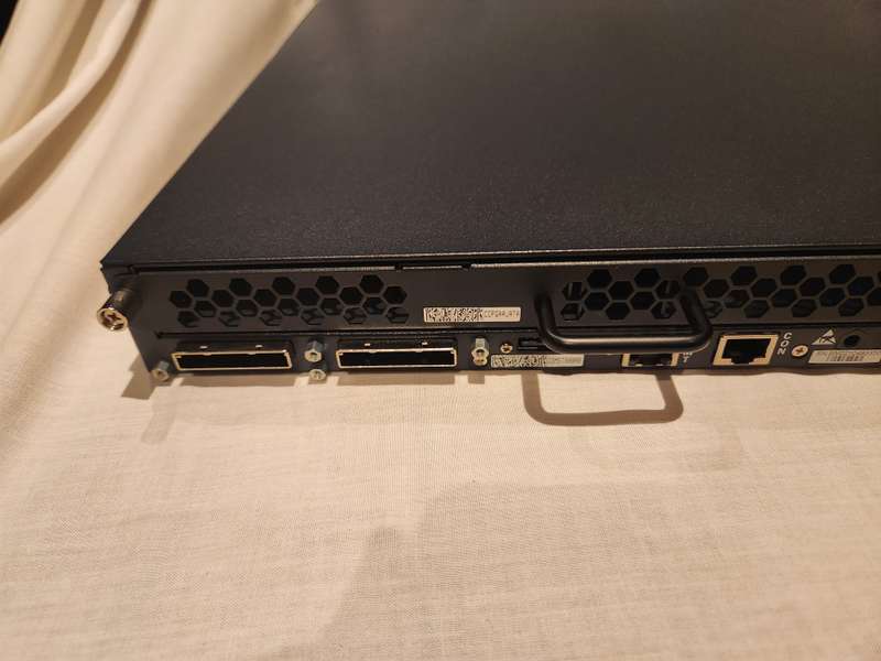 Juniper 24 Port switch 8port PoE