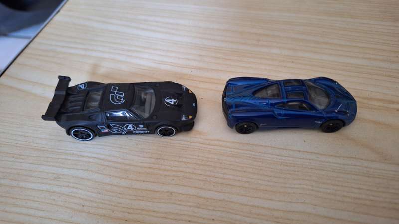 Hot Wheels - Gran Turismo Set -8 Cars, loose