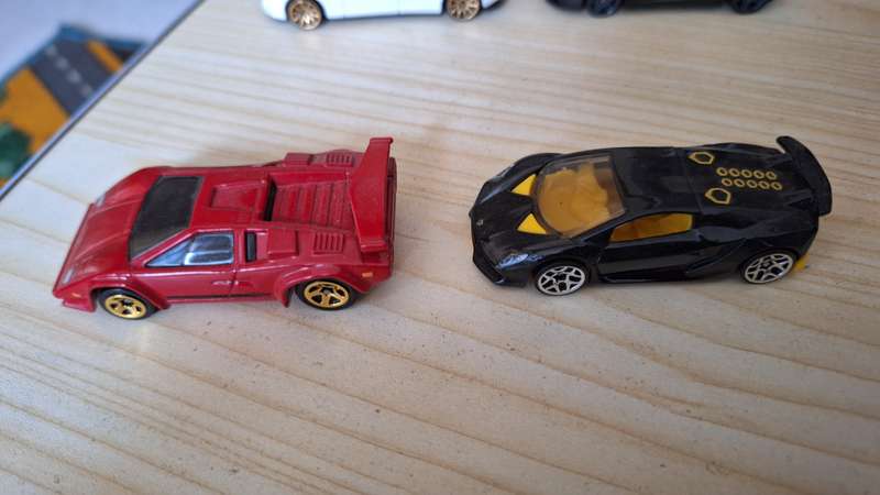 Hot Wheels - Lamborghini Set -8 Cars, loose