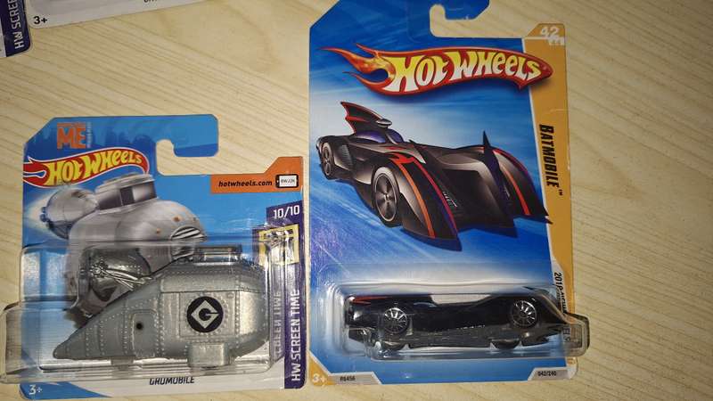 Hot Wheels - Lot of 2 Cars - Grumobile and Batmobile