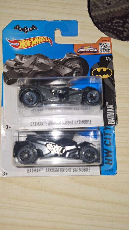 Hot Wheels - Lot of 2 Cars - Batman Arkham Knight Batmobile