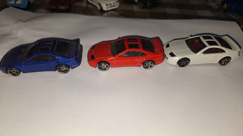 Hot Wheels Nissan 300zx lot of 3 loose - Red, White, Blue