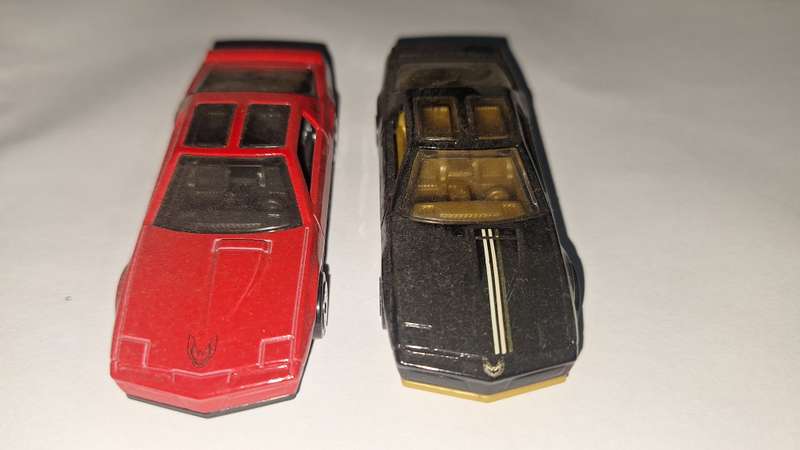 Hot Wheels Pontiac Firebird loose lot of 2 - black and red