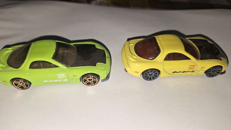 Hot Wheels Mazda RX7 Green and YellowLot of 2- Then and Now