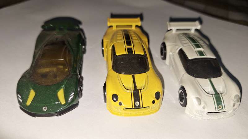 Hot Wheels - Lot of 3 loose Lotus - Evija and Elise