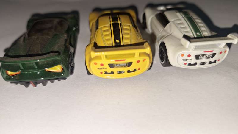 Hot Wheels - Lot of 3 loose Lotus - Evija and Elise