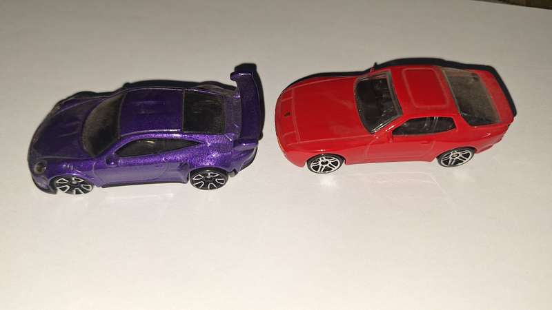 Hot Wheels - Porsche 944 Turbo and 911  GT3 RS
