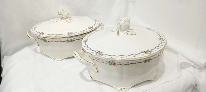 Vintage Grindley 'Marlborough' servers