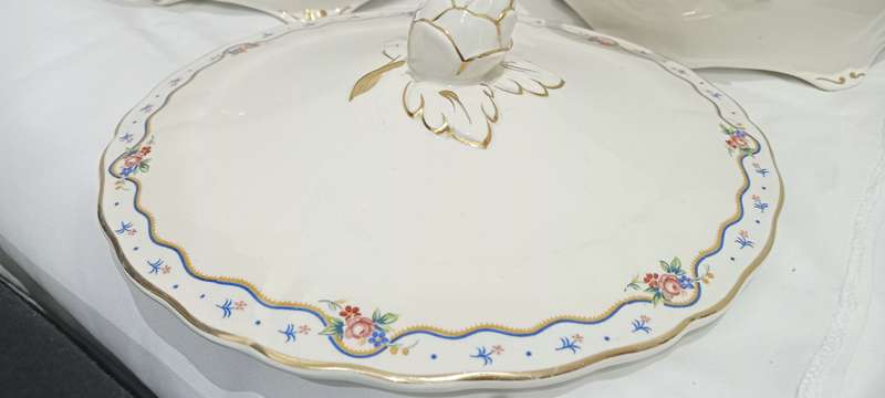 Vintage Grindley 'Marlborough' servers