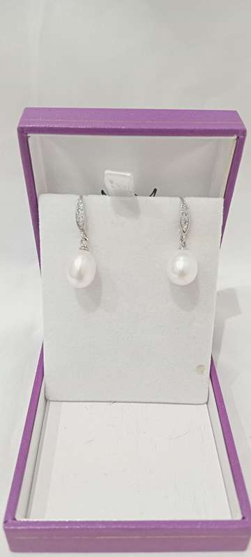 Sterling silver cubic and pearl earrings