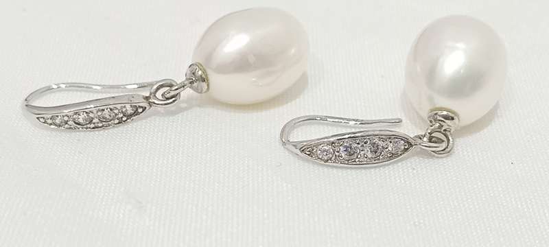 Sterling silver cubic and pearl earrings