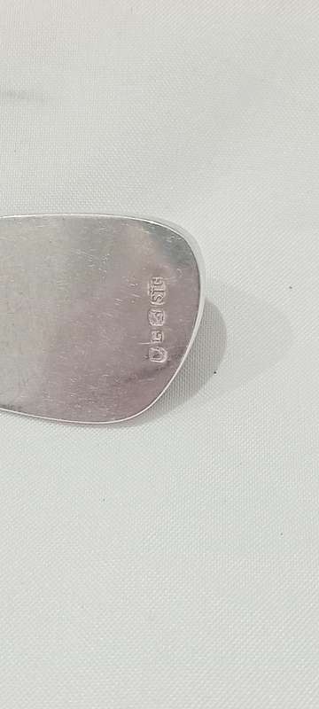 Vintage sterling silver pendant with agate stone