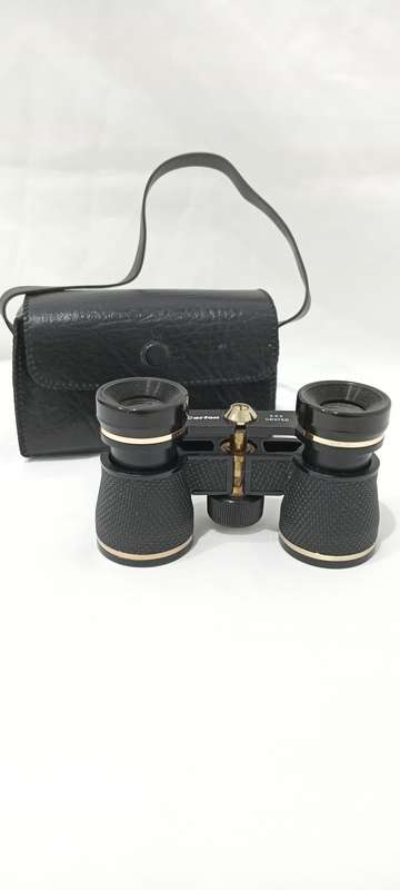 Vintage Carton Opera binoculars