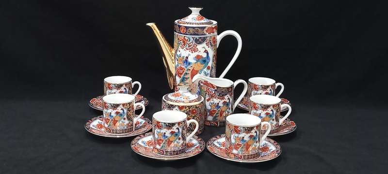 Vintage Imari demitasse coffee set