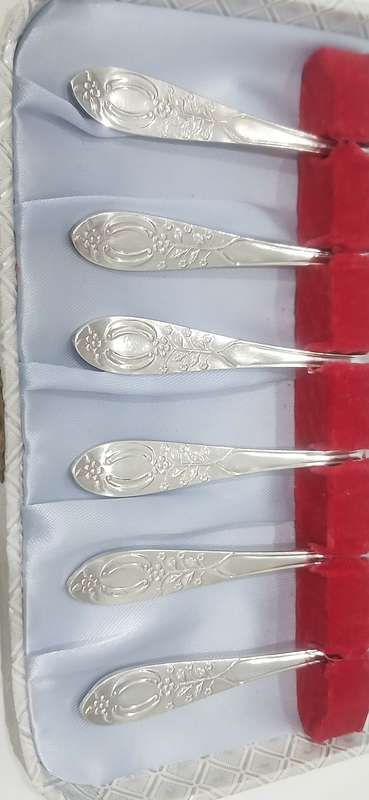 Vintage Em-ess EPNS cake forks