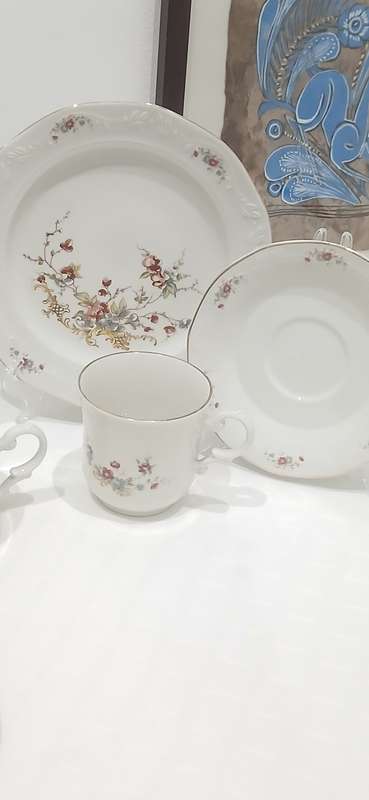 1970s Huguenot Royale trio set