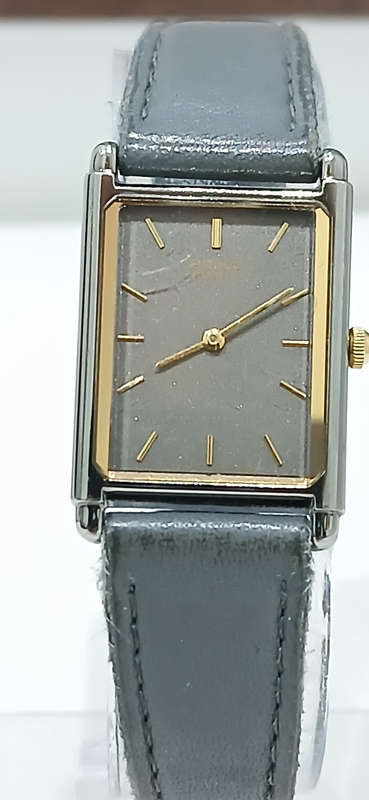 Seiko slimline ladies dress watch