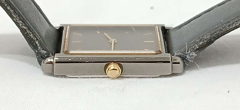 Seiko slimline ladies dress watch